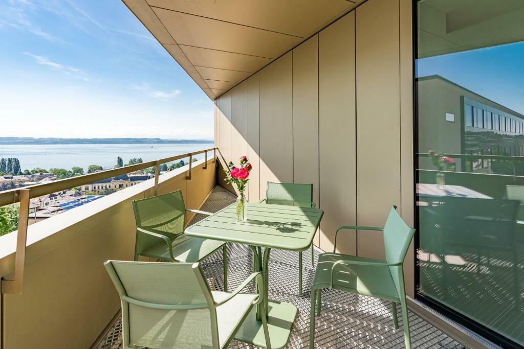 Hotel Alpes & Lac Neuchâtel Dış mekan fotoğraf
